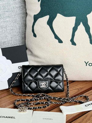 Chanel A81081 Wallet on Chain Shiny Lambskin Black - Gold - View 10