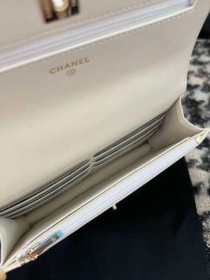 Chanel A96033 Woc Wallet on Chain With Small flower Handle White Lambskin - Default Title - View 7