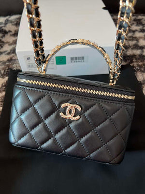 Chanel A96035 CLUTCH Lambskin Vanity Box bag Black - Default Title - View 8