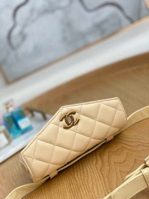 Chanel A99009 Waist bag Lambskin Apricot Gold - Default Title - View 3
