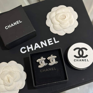 Chanel AB9535 Earring Designer Jewelry CC31696 - Default Title - View 1