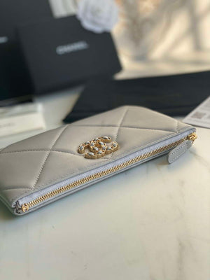 Chanel AP1059 Pouche Lambskin bag Wallet Card Holder Gray - Default Title - View 3