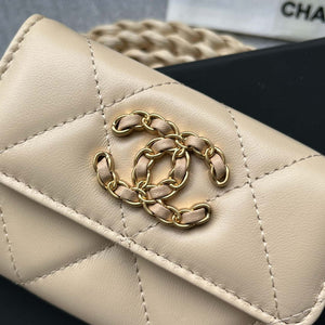 Chanel AP1790 19 flap Card Holder shiny lambskin gold tone ruthenium finish metal Beige - Default Title - View 6