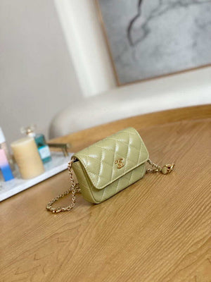 Chanel AP3036 Clutch With Chain lambskin Green - Default Title - View 4