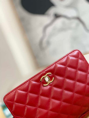 Chanel AP3043 WALLET ON CHAIN Lambskin & Gold-Tone Metal Red - Default Title - View 4