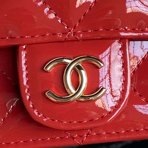 Chanel AP3226 Phone Holder with Chain Patent Calfskin & Gold-Tone Metal Red - Default Title - View 3