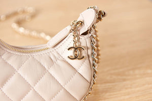 Chanel AP3232 Clutch With Chain Lambskin & Shiny Light Gold Metal Beige - Default Title - View 8