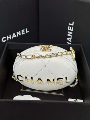 Chanel AP3252 Clutch With Chain Lambskin White - Default Title - View 1