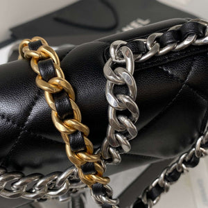 Chanel AP3267 19 Wallet on Chain Woc Shiny Lambskin Black - Silver - View 4