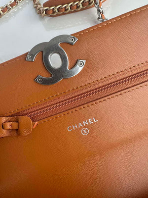Chanel AP3267 19 Wallet on Chain Woc Shiny Lambskin Brown - Silver - View 10