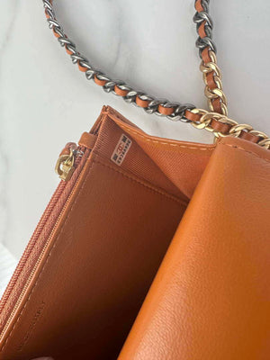 Chanel AP3267 19 Wallet on Chain Woc Shiny Lambskin Brown - Silver - View 18