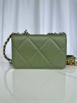 Chanel AP3267 19 Wallet on Chain Woc Shiny Lambskin Green - Silver - View 11