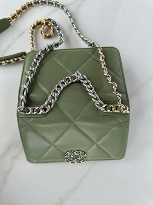 Chanel AP3267 19 Wallet on Chain Woc Shiny Lambskin Green - Silver - View 16
