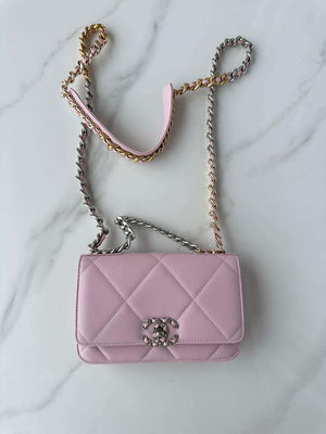 Chanel AP3267 19 Wallet on Chain Woc Shiny Lambskin Pink - Silver - View 18