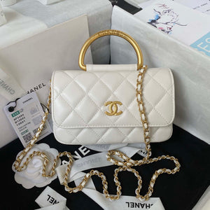 Chanel AP3484 CLUTCH WITH CHAIN Shiny Lambskin & Gold-Tone Metal White - Default Title - View 1