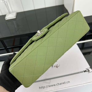 Chanel A01112 Flap Classic 11.12 Handbag Grained Calfskin & Silver-Tone Metal Green - Default Title - View 5