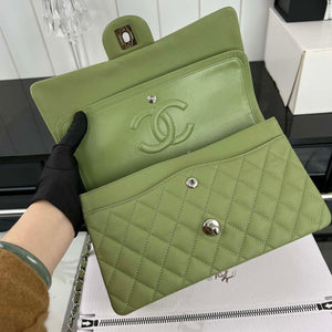 Chanel A01112 Flap Classic 11.12 Handbag Grained Calfskin & Silver-Tone Metal Green - Default Title - View 7