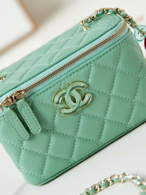 Chanel AP3784 Clutch With Chain Lambskin Vanity Box bag with Enamel buckle AP3231 Green - Default Title - View 2