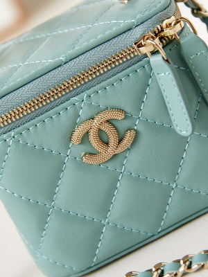 Chanel AP3805 Mini Clutch Lambskin Vanity Box bag With Pearl handle Green - Default Title - View 2