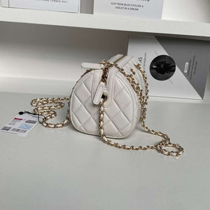 Chanel Ap4515 Clutch With Chain in Lambskin gold White - Default Title - View 4