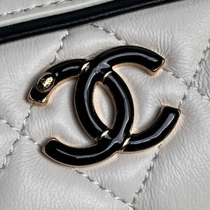 Chanel Ap4515 Clutch With Chain in Lambskin gold White & Black - Default Title - View 2