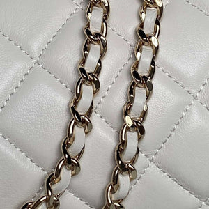 Chanel Ap4515 Clutch With Chain in Lambskin gold White & Black - Default Title - View 9