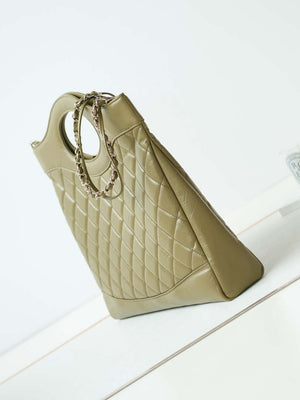 Chanel AS1010 31 Larage Shopping Bag Shiny Lambskin Green - Default Title - View 4