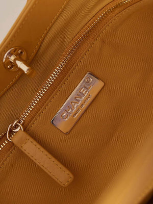 Chanel AS1010 31 Larage Shopping Bag Shiny Lambskin Yellow - Default Title - View 9