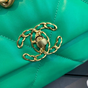 Chanel As1160 Chanel 19 Handbag Flap Lambskin Green - Default Title - View 6