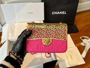 Chanel AS3526 Mini Evening Bag Wool Tweed & Gold-Tone Metal Rose Red - Default Title - View 1