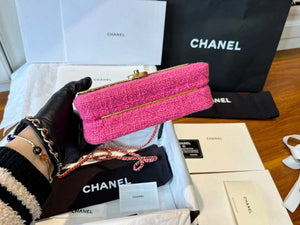 Chanel AS3526 Mini Evening Bag Wool Tweed & Gold-Tone Metal Rose Red - Default Title - View 4