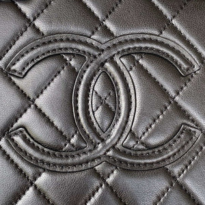 Chanel AS3345 Vanity Case Calfskin & Gold-Tone Metal Black - Default Title - View 3