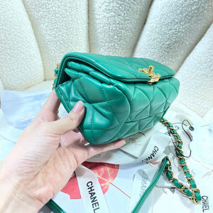 Chanel AS3365 Mini Flap Bag 17cm Lambskin Green - Default Title - View 2