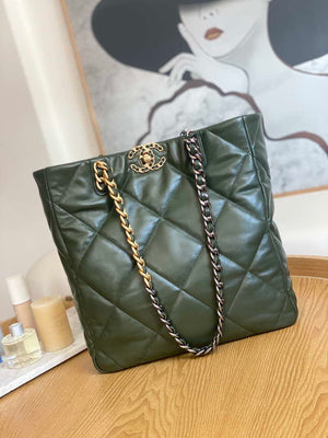 Chanel AS3519 CHANEL19 Shopping Bag Shiny Lambskin Dark Green - Default Title - View 1