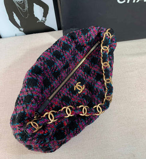Chanel AS3564 MAXI HOBO BAG Wool Tweed & Gold-Tone Metal Purple - Default Title - View 8