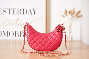 Chanel AS3917 Clutch With Chain Lambskin & Shiny Light Gold Metal Red - Default Title - View 1