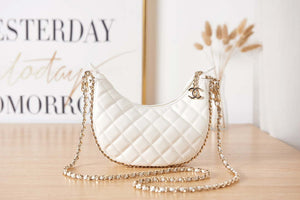Chanel AS3917 Clutch With Chain Lambskin & Shiny Light Gold Metal White - Default Title - View 1