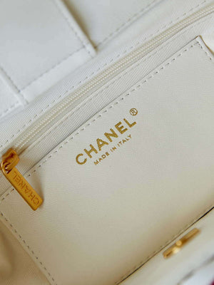 Chanel AS4188 Small Hobo Bag Shiny lambskin Gold Metal White - Default Title - View 9