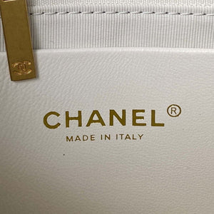 Chanel AS4368 Large HOBO Bag Shiny Crumpled Lambskin & Gold-Tone Metal White - Default Title - View 8
