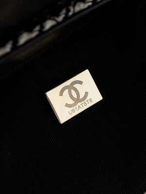 Chanel AS4416 Mini Shopping Bag Houndstooth fabric & Gold Metal White and Black - Default Title - View 9