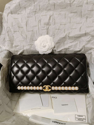 Chanel AS4455 CLUTCH Lambskin Imitation Pearls & Gold Metal Black - Default Title - View 1
