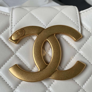 Chanel AS4610 Messenger bag Lambskin White - Default Title - View 3