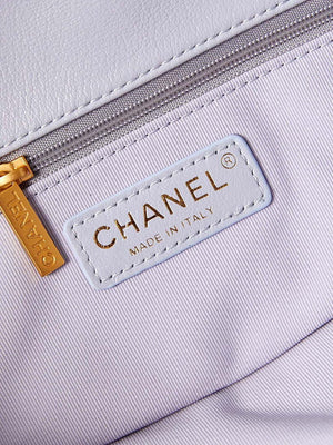 Chanel AS4668 Large Hobo Bag Shiny Calfskin & Gold-Tone Metal Light Purple - Default Title - View 8