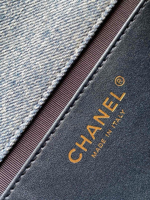 Chanel AS4845 Messenger Bag Denim Blue & Gold-Tone Metal - Default Title - View 9