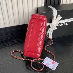 Chanel AS5222 Vanity Case Shiny Crumpled Lambskin & Gold-Tone Metal Red - Default Title - View 5