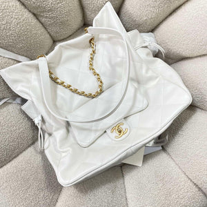 Chanel AS5315 Shopping Bag Shiny Lambskin & Gold-Tone Metal White - Default Title - View 5