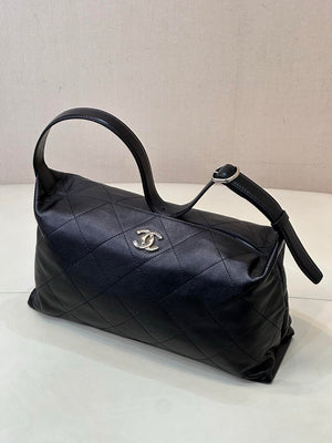 Chanel AS6139 Large Hobo Handbag Shiny Lambskin & Gold-Tone Metal Black - Default Title - View 4