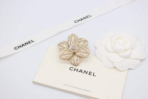 Chanel Brooch Fashion Jewelry CC31849 - Default Title - View 1