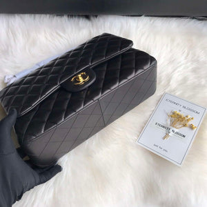Chanel CF A01113 Jumbo Classic Flap Bag in Black Lambskin Gold - Default Title - View 6