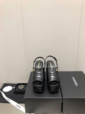 Chanel G45016 Patent Crumpled Lambskin Sandals C88320 - US 4=Euro 35 - View 2